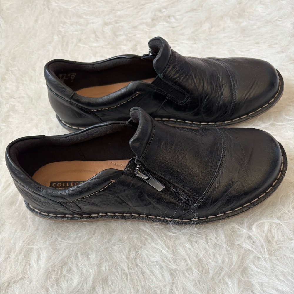 Clarks Women’s Black Leather Loafers - Picture 2 of 4